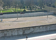 Mauer an der Bernauer Straße